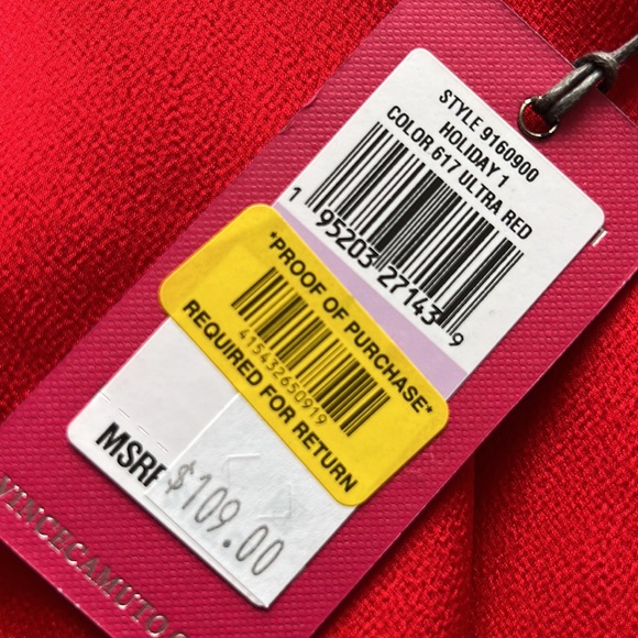 VINCE CAMUTO
Sleeveless Mock-Neck Handkerchief-Hem Dress - Picture 5 of 5